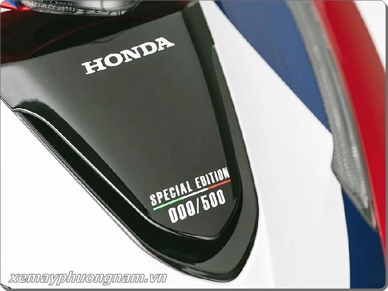Honda SH150i Special Edition HRC
