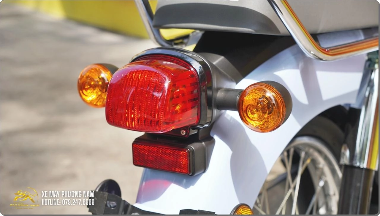 Honda Super Cub 110cc – Fujisan – Nhập Thái Lan