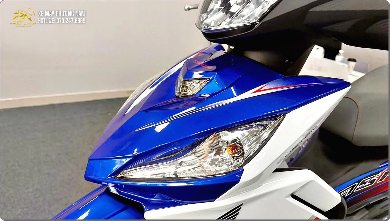 Honda Dash 125 2026 Racing màu xanh trắng phong cách GP đã cập bến Xe Máy Phương Nam Cà Mau