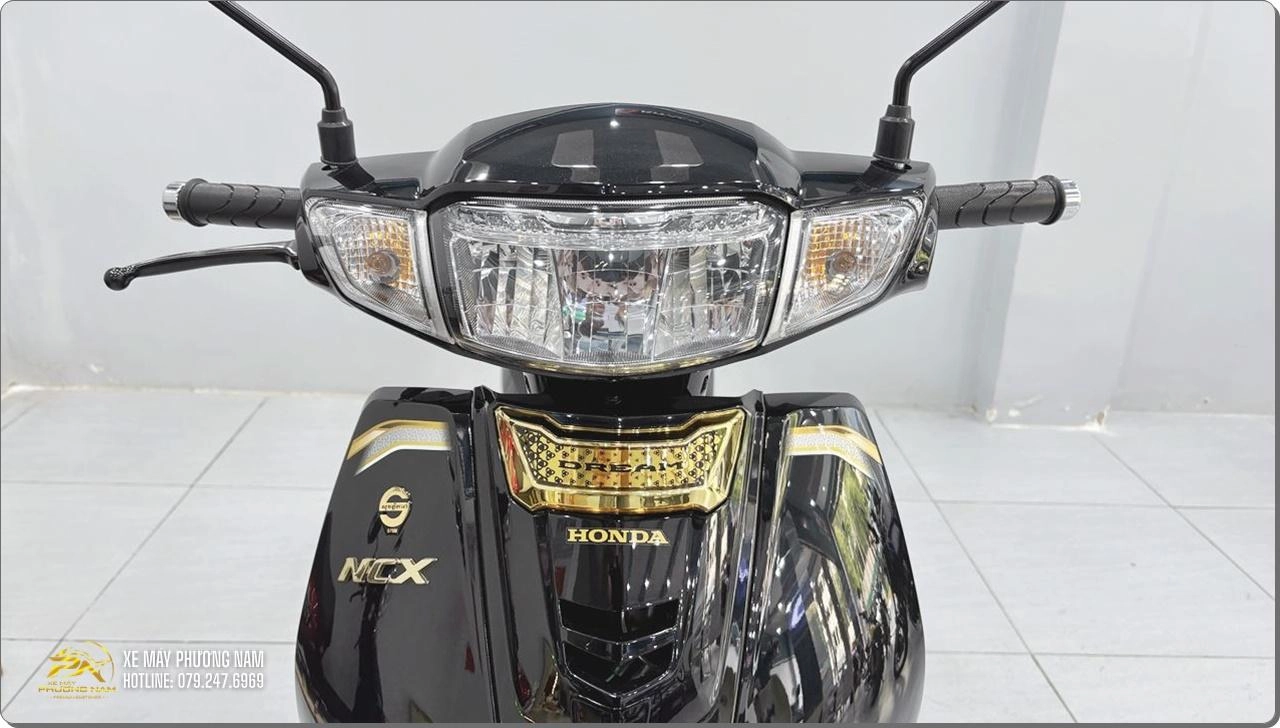 Honda Dream NCX
