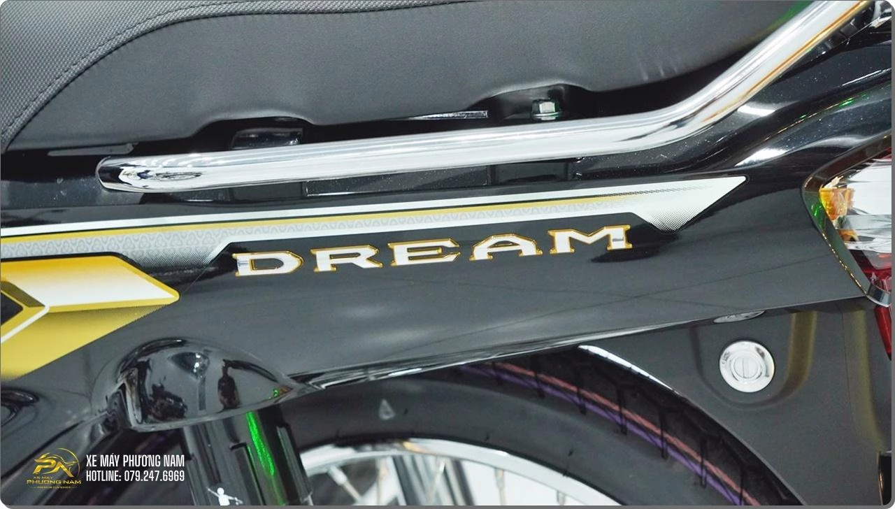 Honda Dream NCX