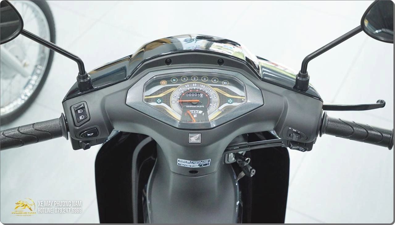 Honda Dream NCX