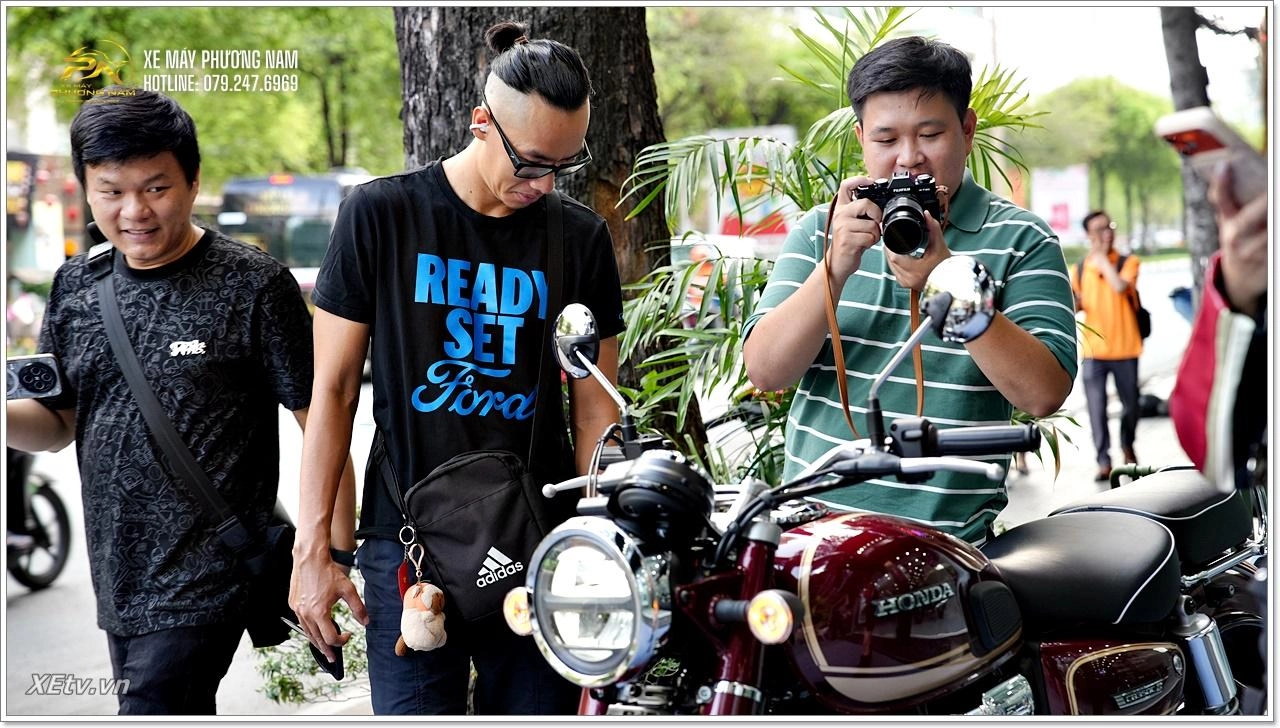 Honda CB350C đã có mặt tại showroom Xe Máy Phương Nam Cà Mau để khách hàng tham quan và trải nghiệm thực tế