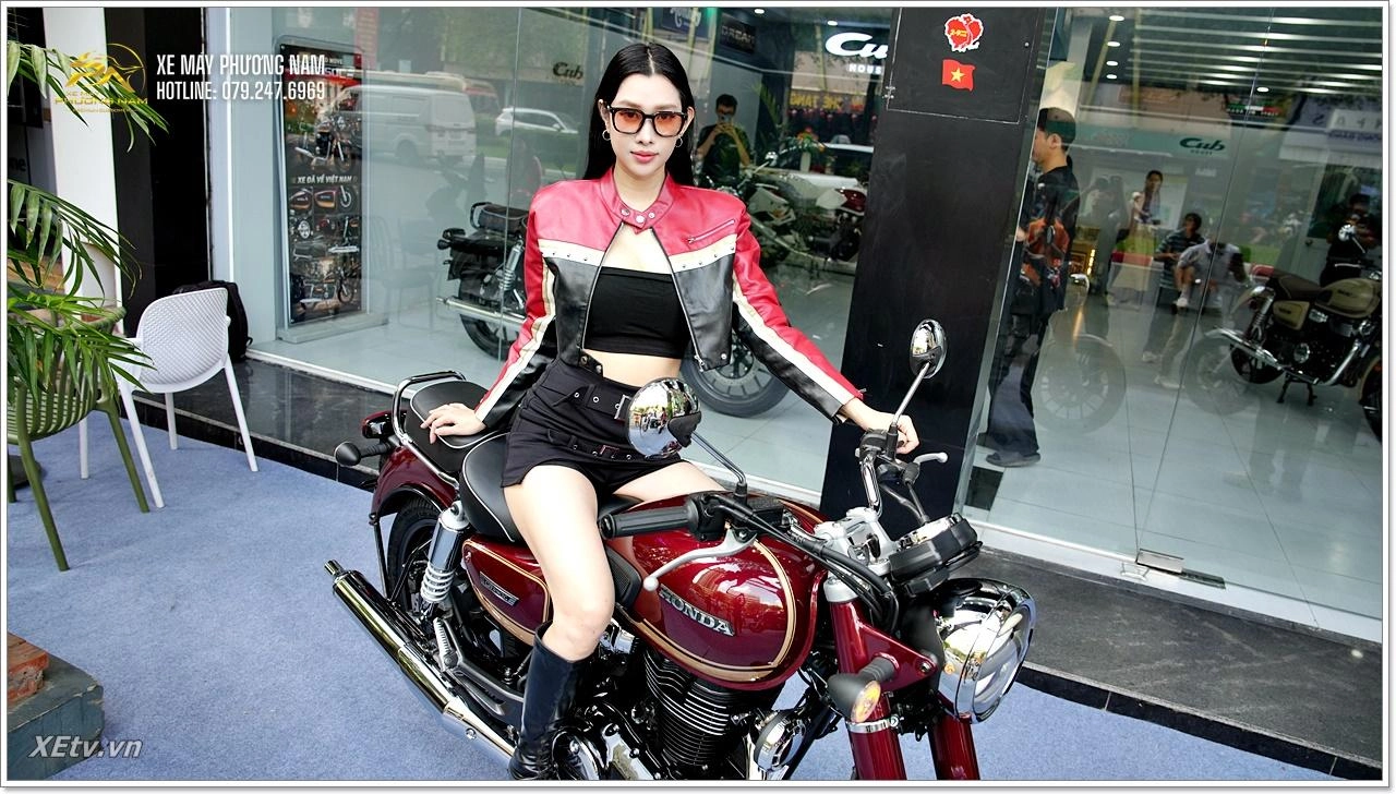 Honda CB350C đã có mặt tại showroom Xe Máy Phương Nam Cà Mau để khách hàng tham quan và trải nghiệm thực tế