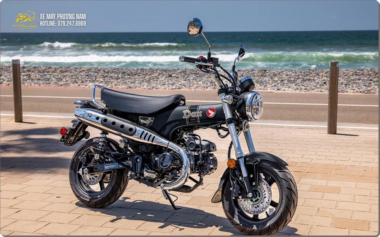 Honda Dax OG Black