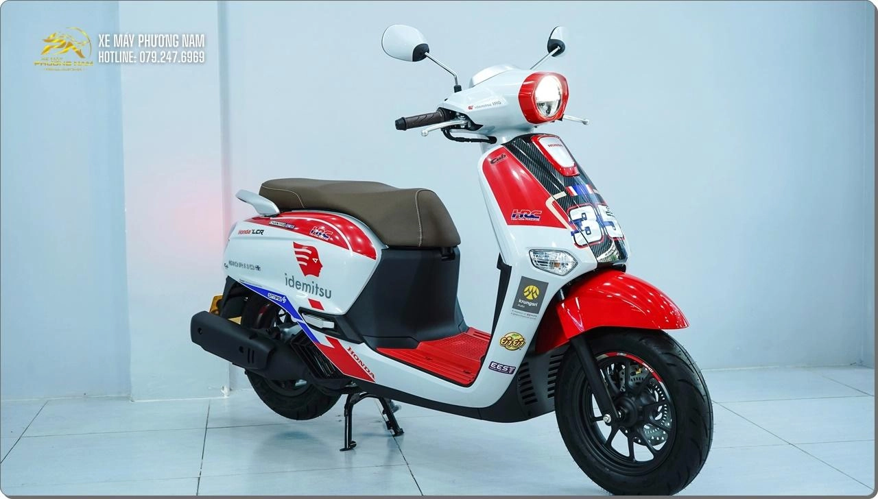 Honda Giorno+ SC35 White