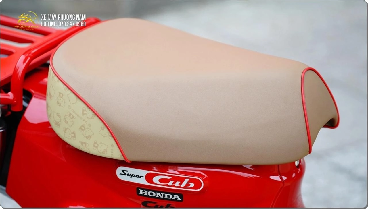 Honda Super Cub 110 Hello Kitty