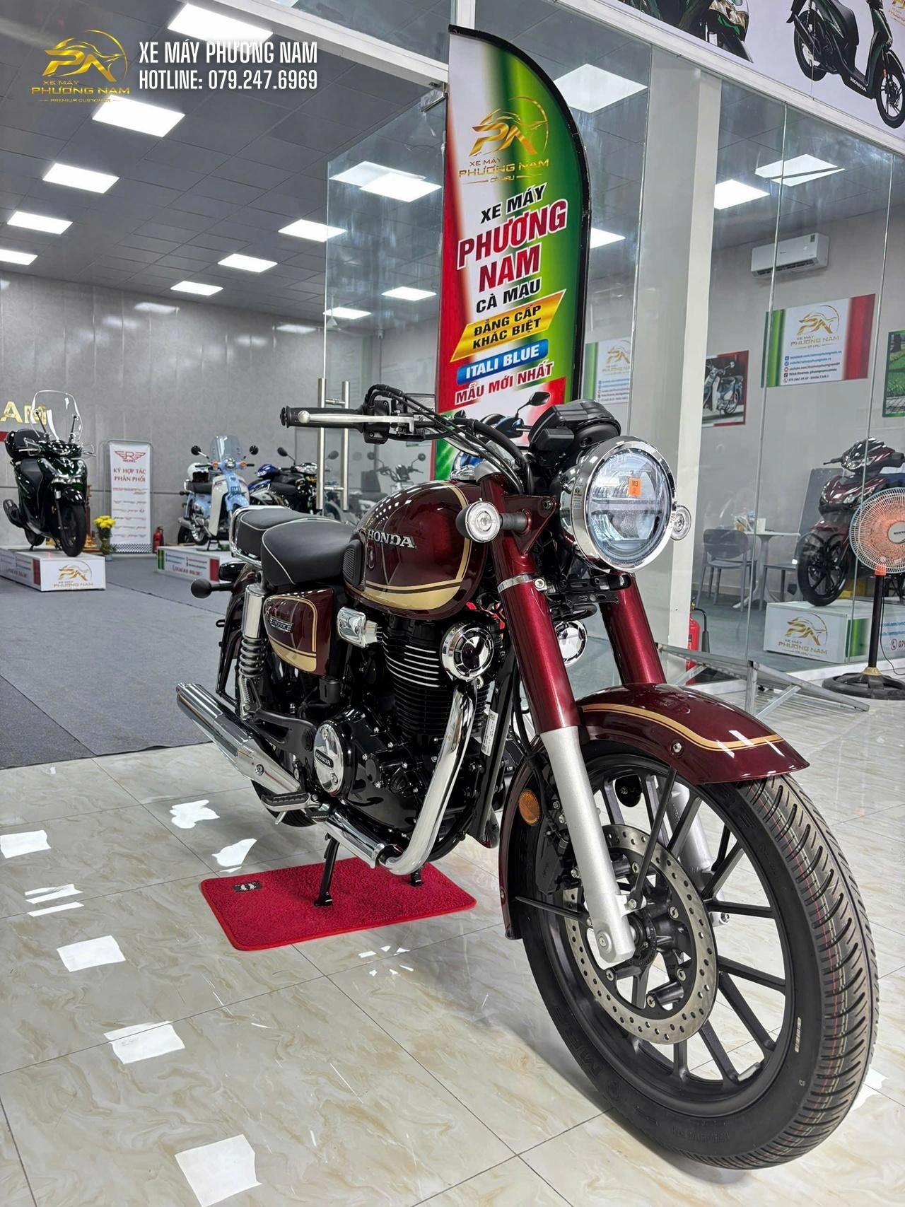 Honda CB350C Special Edition đã có mặt tại Xe Máy Phương Nam Cà Mau