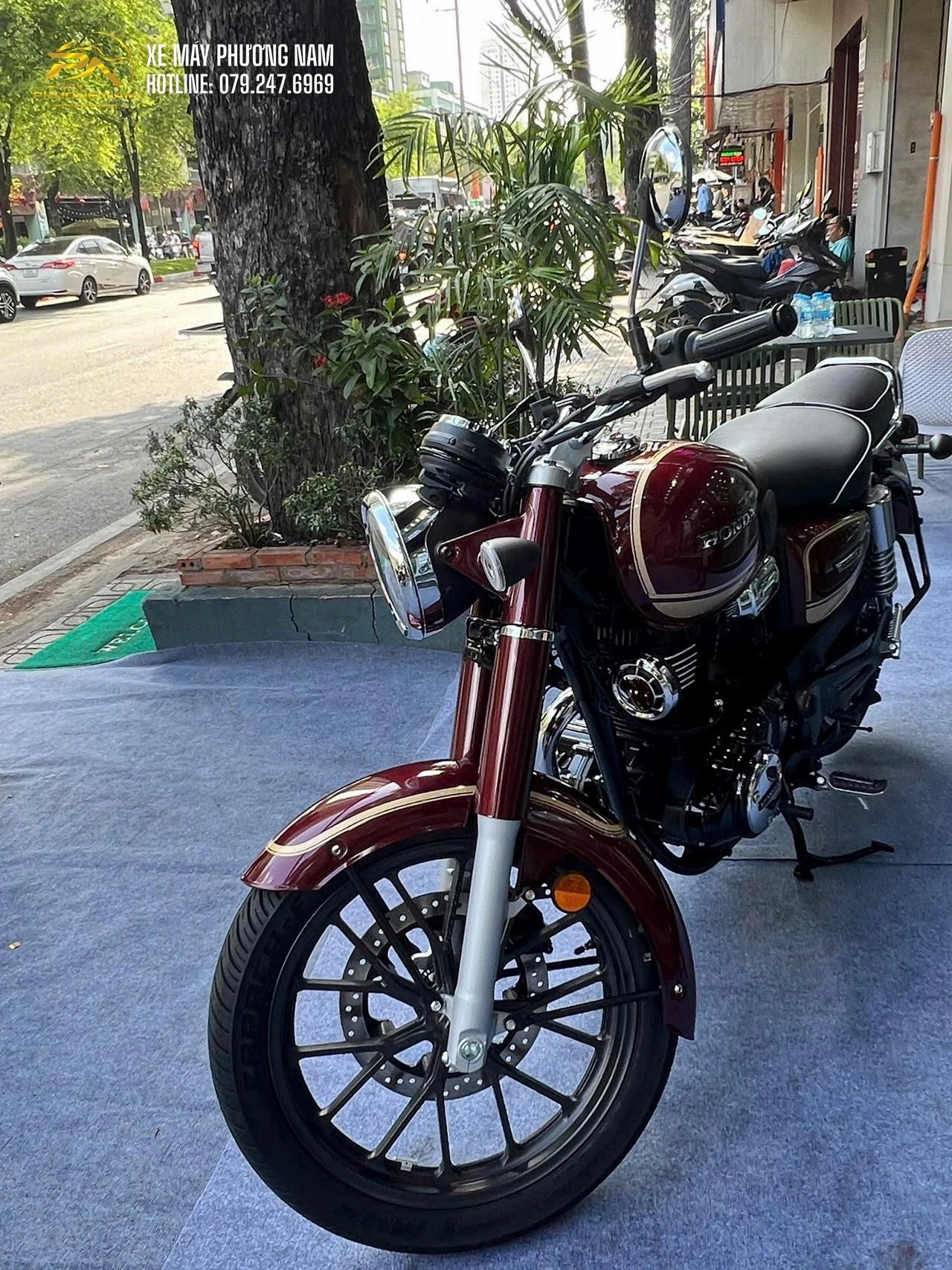 Honda CB350C Special Edition đã có mặt tại Xe Máy Phương Nam Cà Mau