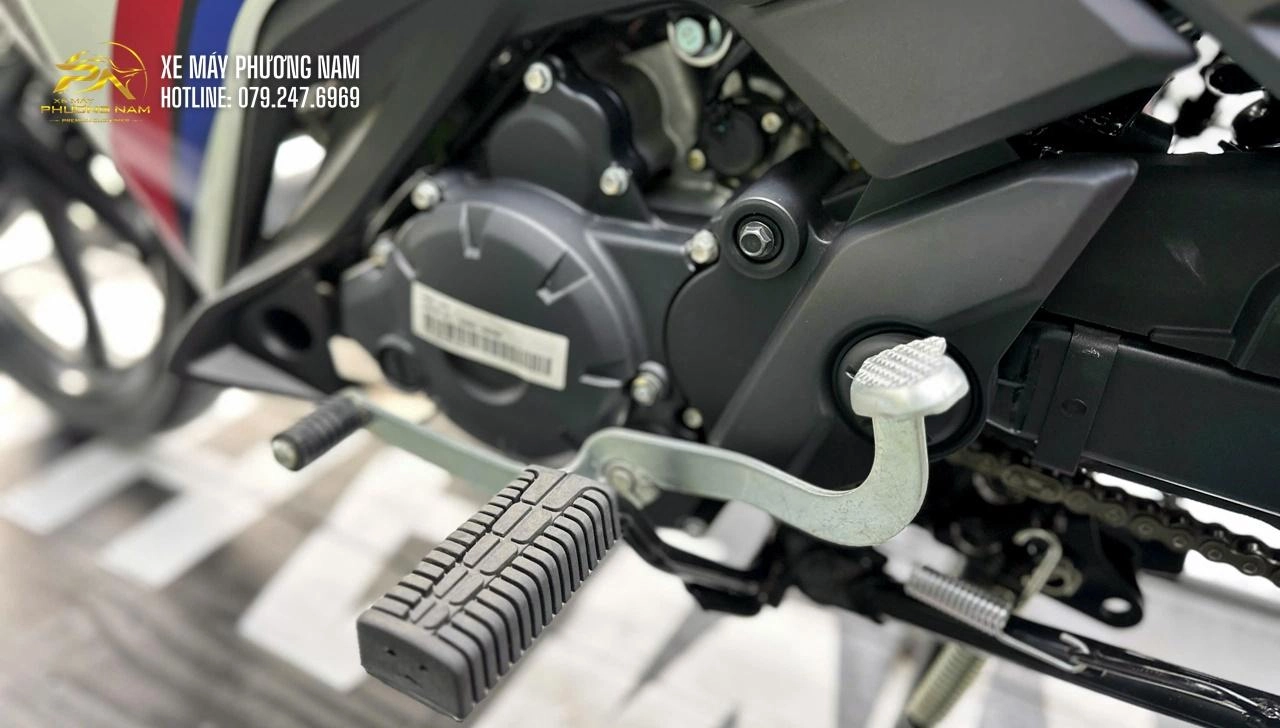 Yamaha 135LC 5MRO Trắng Xanh (20) Yamaha 135LC 5MRO Trắng Xanh