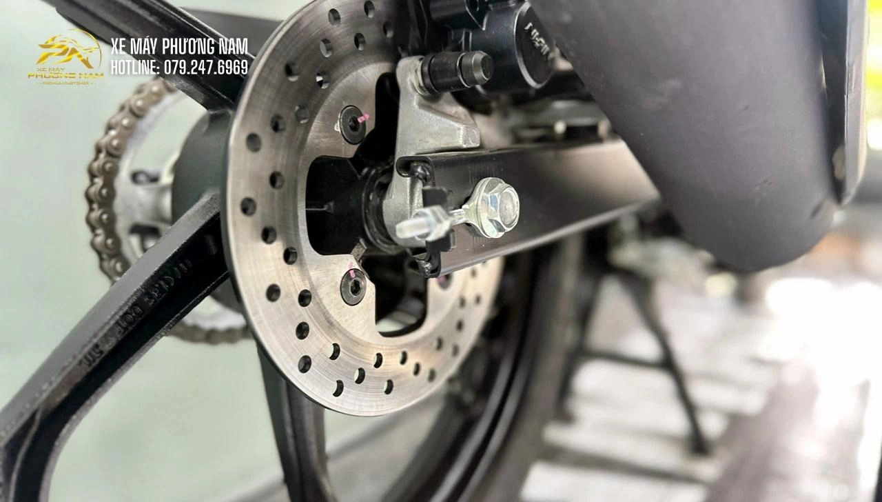 Yamaha 135LC 5MRO Trắng Xanh