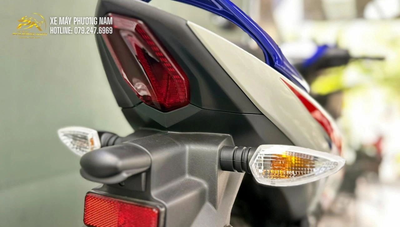 Yamaha 135LC 5MRO Trắng Xanh